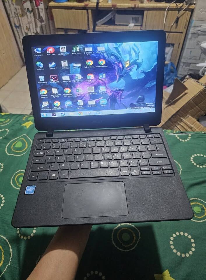 Riffa, Computers, BHD 33,  Touch Screen Acer Travel Mate Laptop 4GB RAM , 128GB SSD Windows 10 Pro Only 33 BD