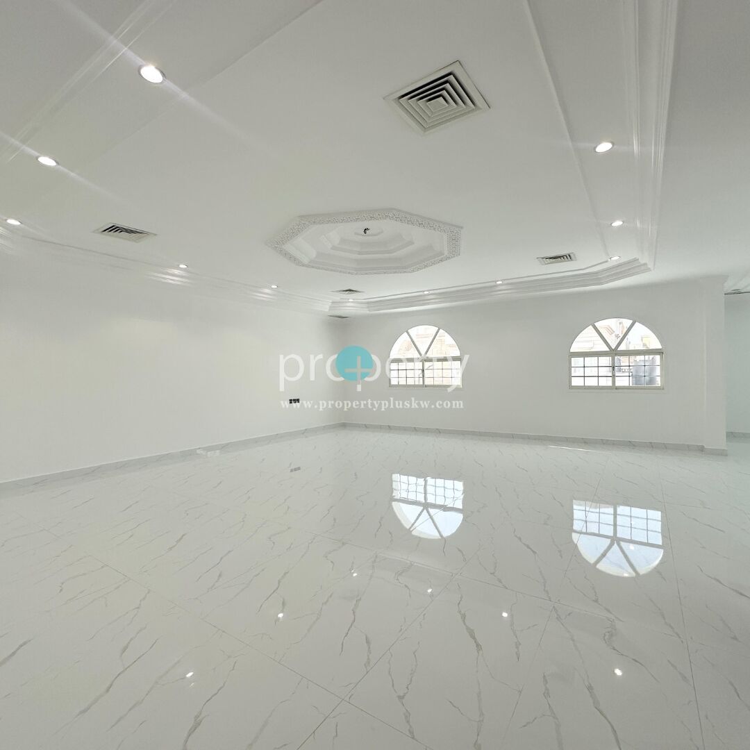 Kuwait City, Villas, KWD 3000,  Spacious Renovated Villa Rent In Qortuba