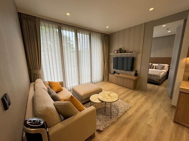Bangkok, Villas, THB 82000,  80 Sq. Meter,  Condo For Rent SKY Thonglor 25, Size 80 Sq M, 2 Bedrooms, 1 Bathroom, With Office Room,