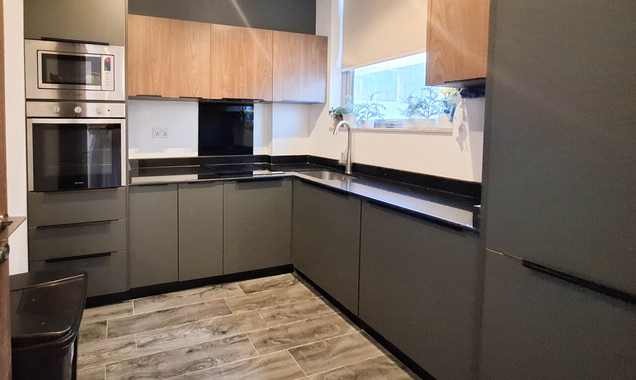 Janabiya, Apartments, Flats, Houses & Villas, BHD 350/month,  Furnished,  1 BR,  For Rent A Fully-furnished Apartment In Janabiyah Area Close To El Mercado Mall Including