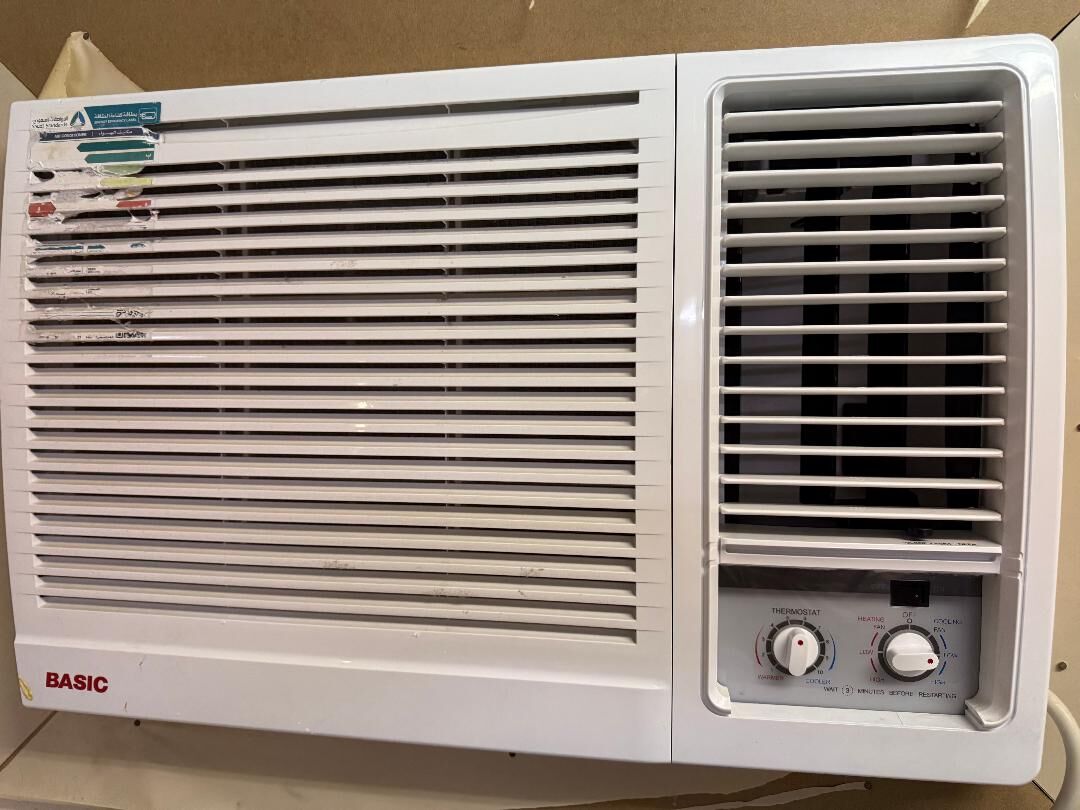 Jubail, Air Conditioners, SAR 900,  Basic Window AC Two Ton (Cold/Hot)  For Sale , Single Handled (Dakhl Mahdood)