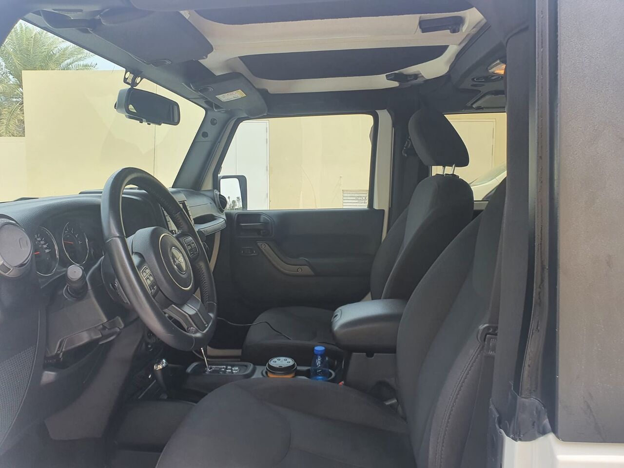 Saar, Vehicles, Cars & Trucks , BHD 5900,  Jeep Wagoneer SPORT,  2017,  Automatic,  139000 KM,  Jeep Wrangler Sport