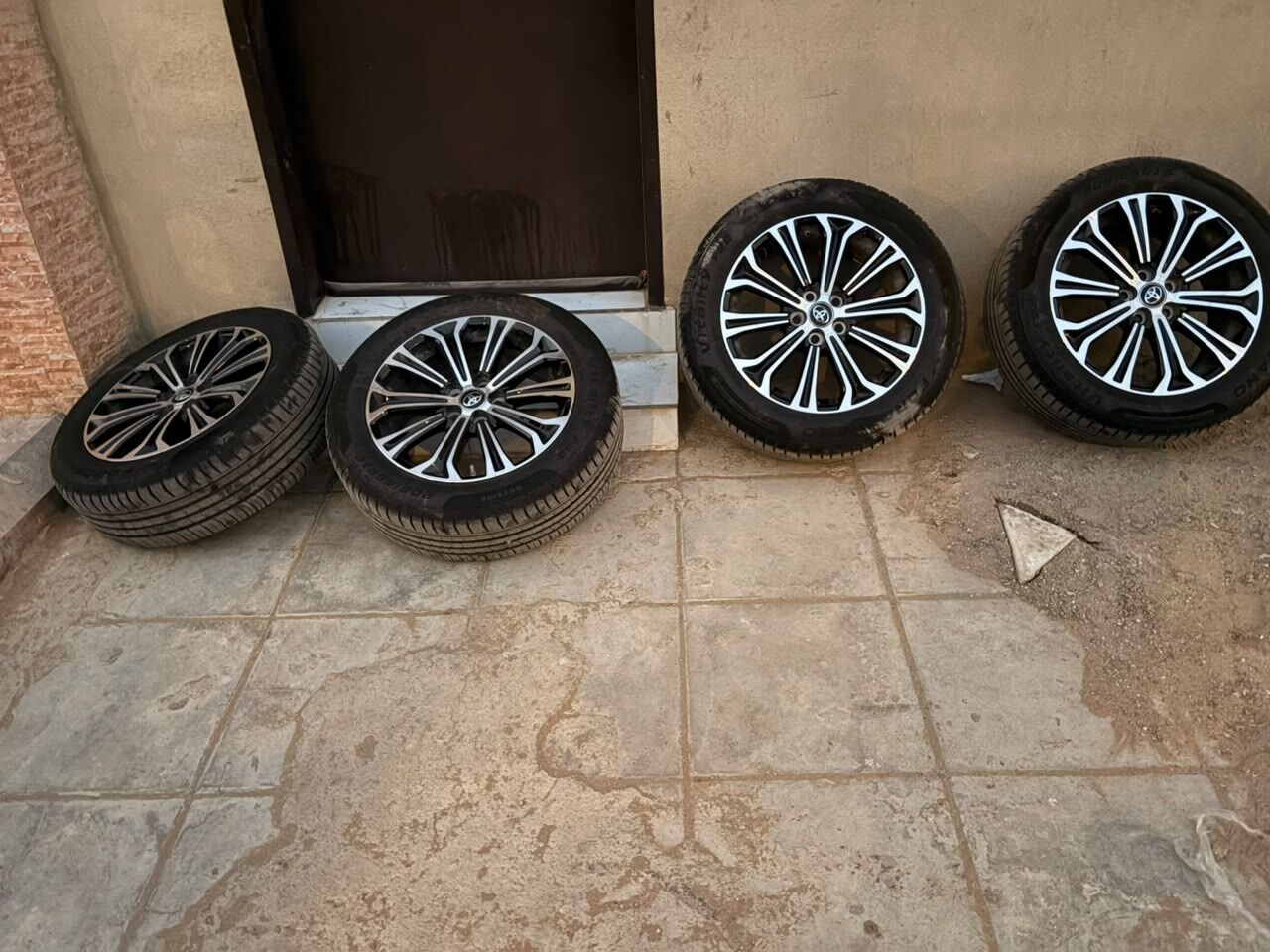 Riyadh, Auto Parts, SAR 1700,  Alloy Rims With Tires For Toyota Corolla