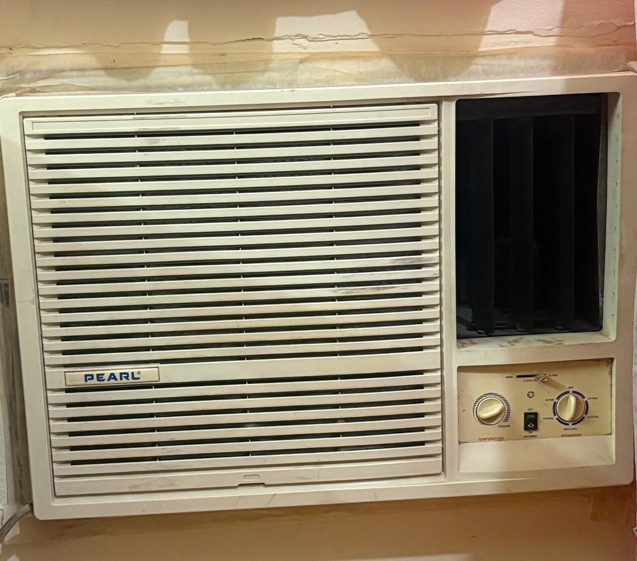 Manama, Furniture, BHD 1,  Used Furniture And Appliances For Sale