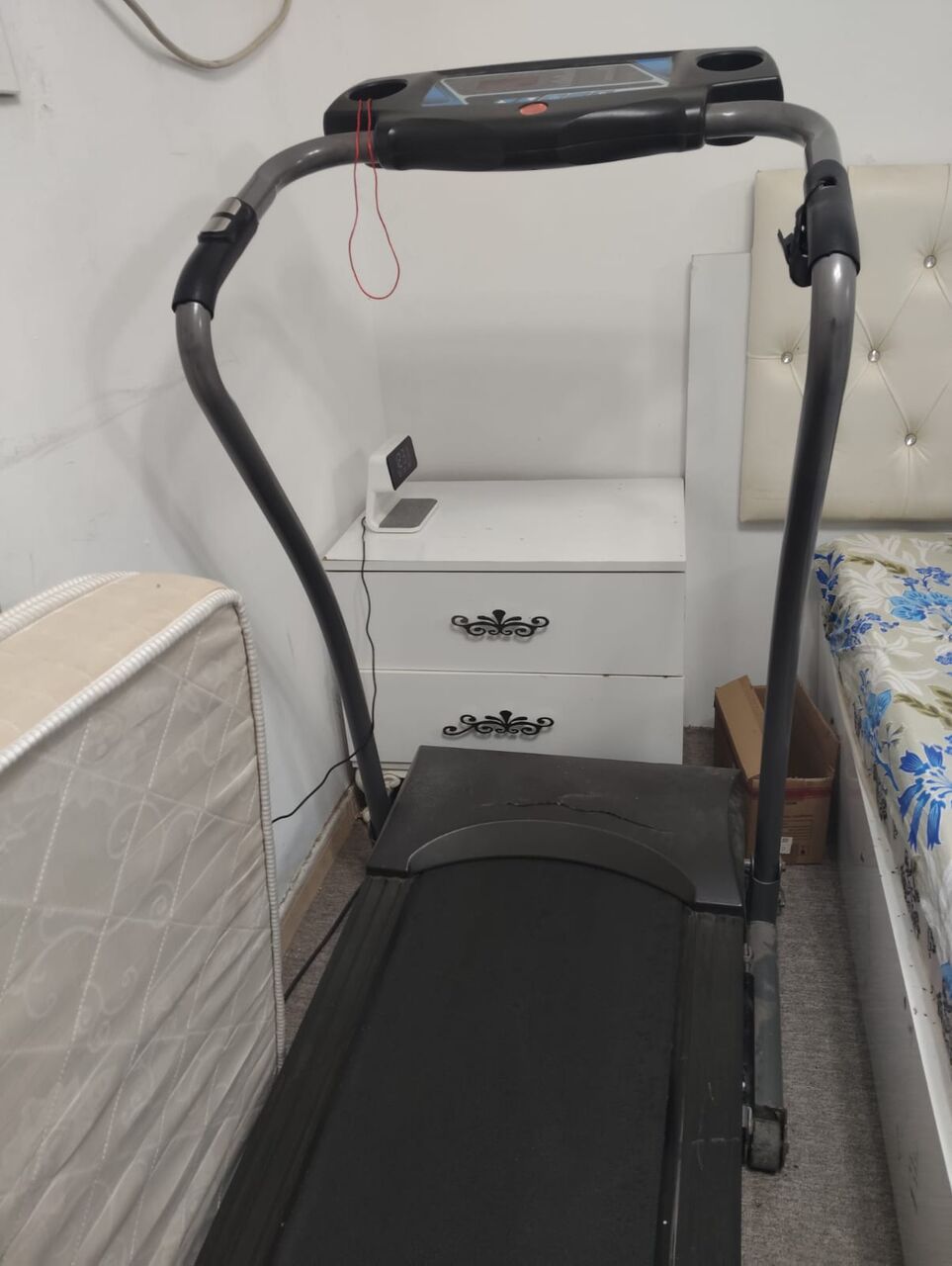 Jeddah, Appliances, SAR 350,  Threadmill And Matress Singlr