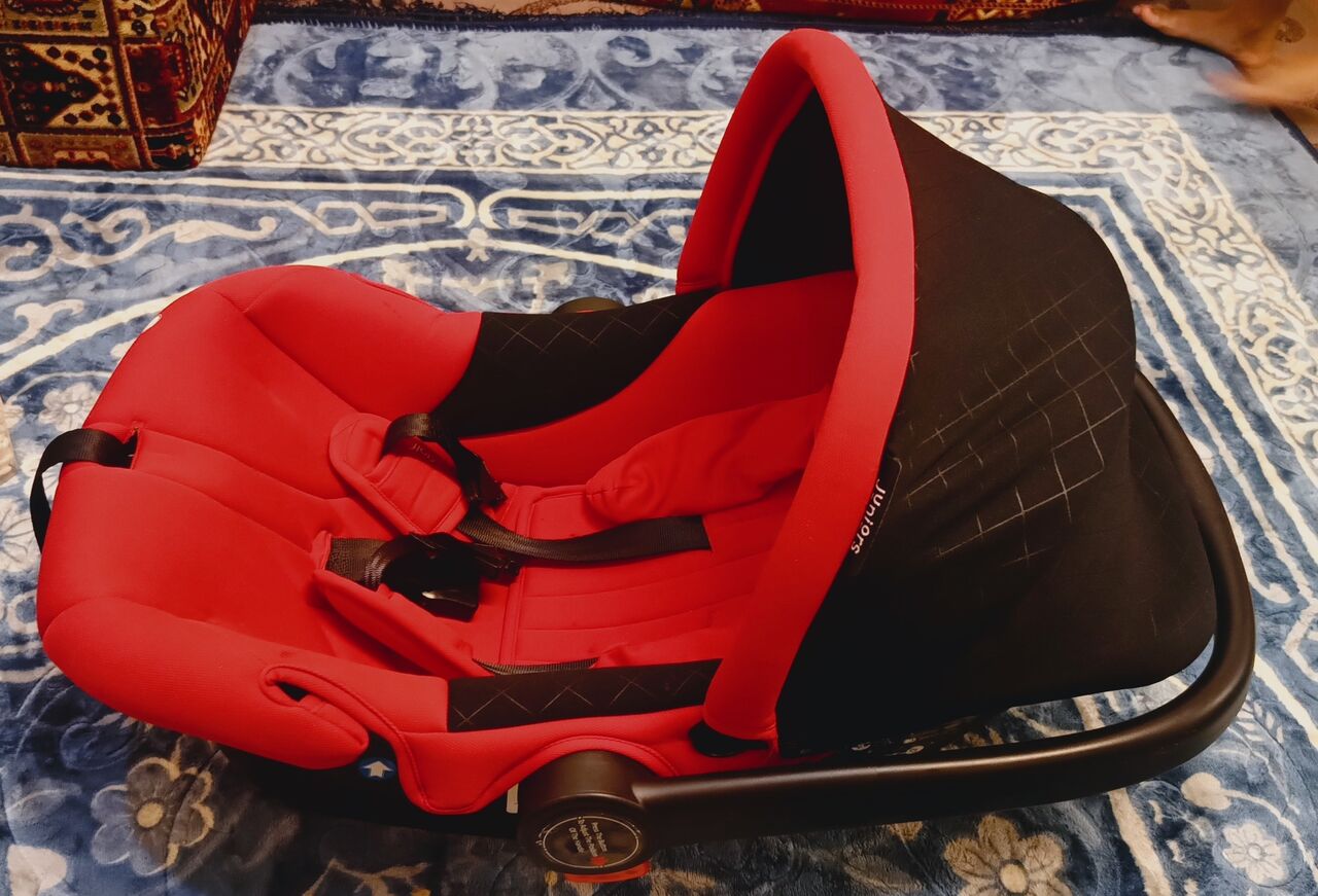 Thuqbah, Baby & Kid Stuff, SAR 110,  Juniors Infant Car Seat & Carrier (Group 0+ | 0&ndash;13 Kg)