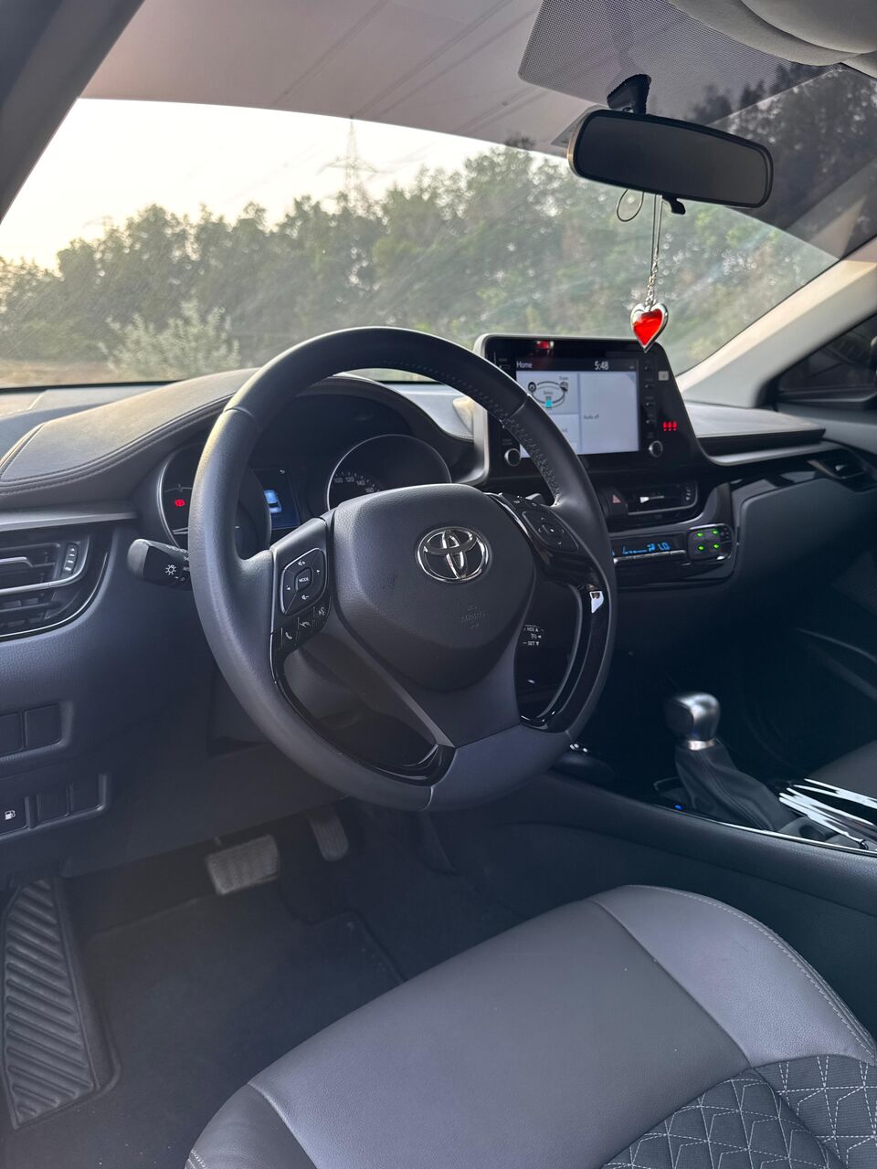 Riyadh, Vehicles, Cars & Trucks , SAR 67000,  Toyota C-HR,  2023,  Automatic,  27000 KM,  Toyota CH-R