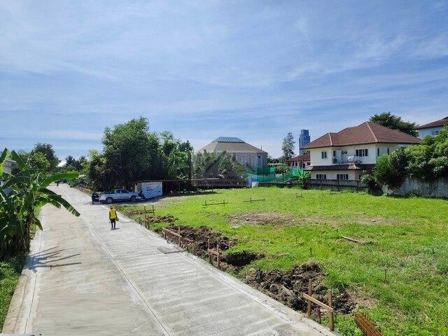 Bangkok, Real Estate For Sale, THB 76400000,  6 BR,  764 Sq. Feet,  Large Plot Of Land For Sale, 764 Sq M, Sukhumvit 101, Soi Punnawithi 39, Near BTS