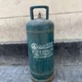 BHD 25,  Bahrain Gas Cylinder Used 40lbs Free Delivery Mobile:36591109