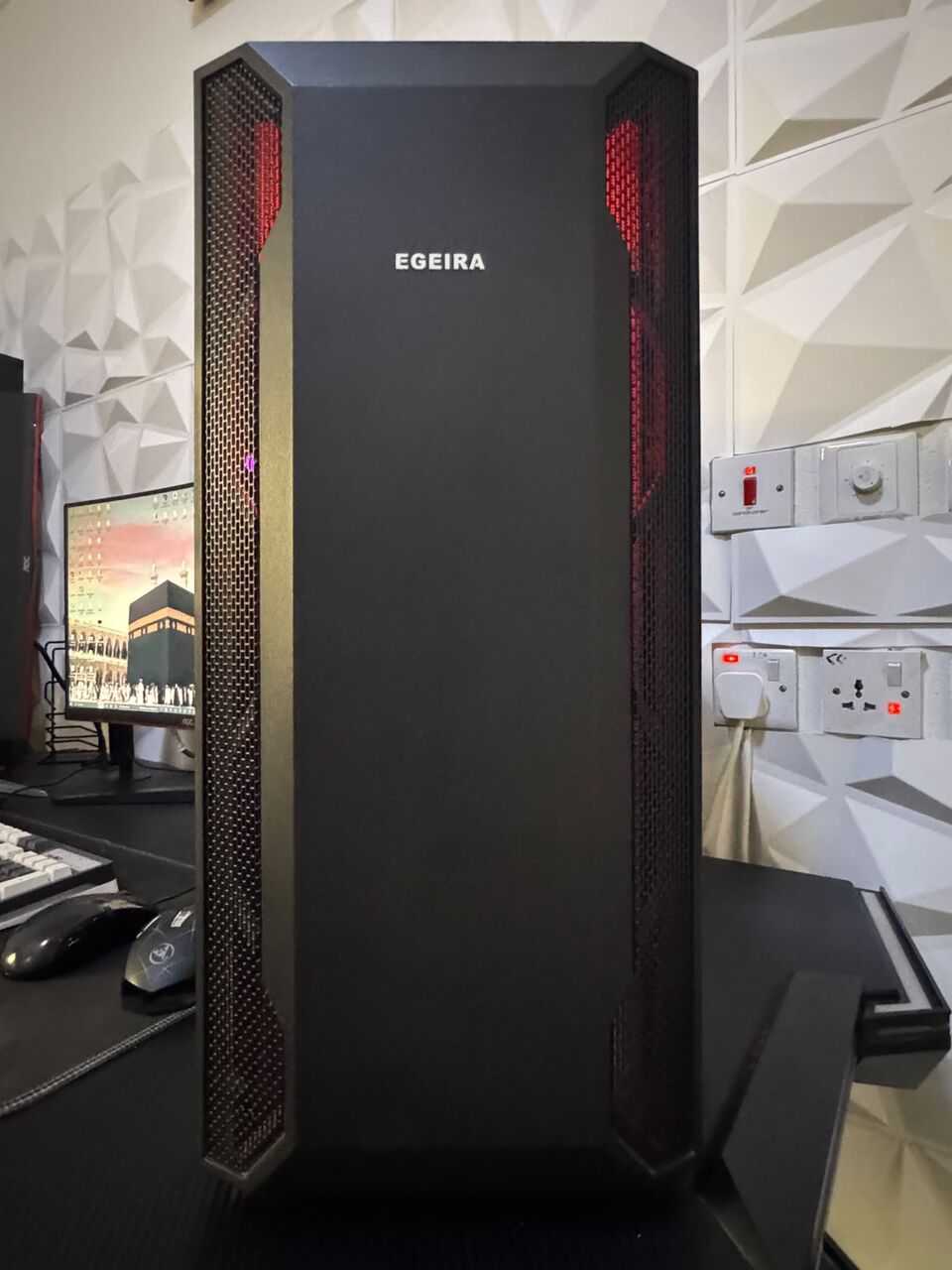 Riyadh, Computers, SAR 3200,  Gaming PC For Sale &ndash; Intel I7-10700 | ASUS TUF RTX 3060 | 32GB