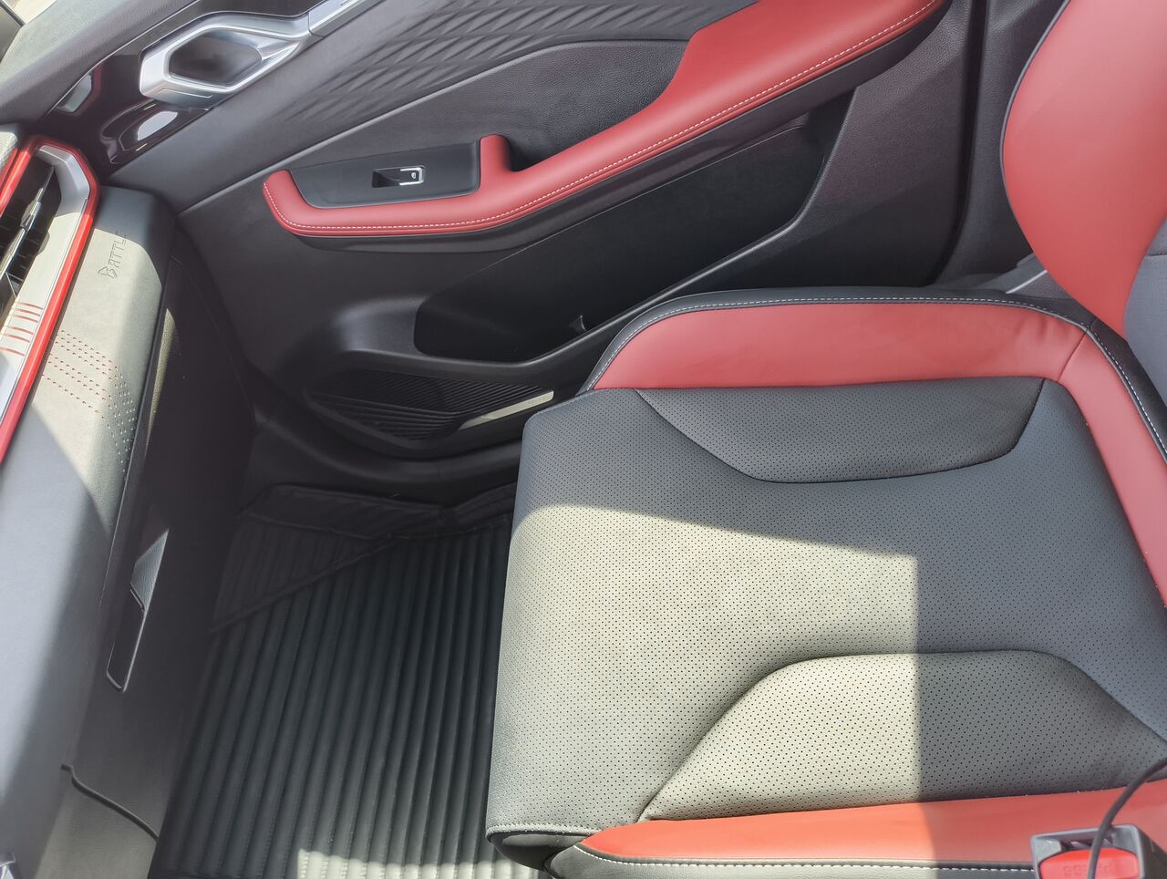 Riyadh, Vehicles, Cars & Trucks , SAR 70000,  Geely Coolray 2025,  2025,  Automatic,  21000 KM,  Mint Condition GF+ Full Option Geely Coolray (Dark Grey / Black)