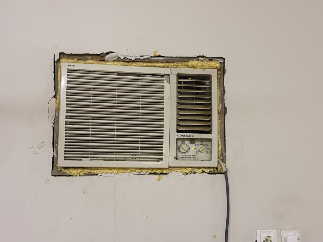 Yanbu, Air Conditioners, SAR 550,  Air Conditioner Window AC