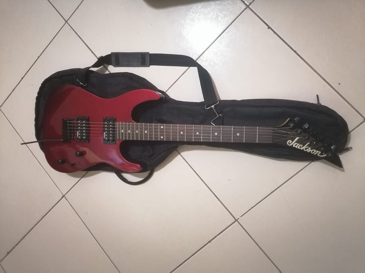 Olaya, Musical Instruments, SAR 800,  Jackson Guitar