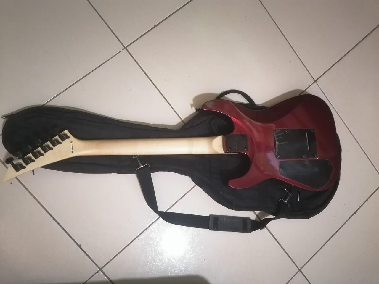 Olaya, Musical Instruments, SAR 800,  Jackson Guitar
