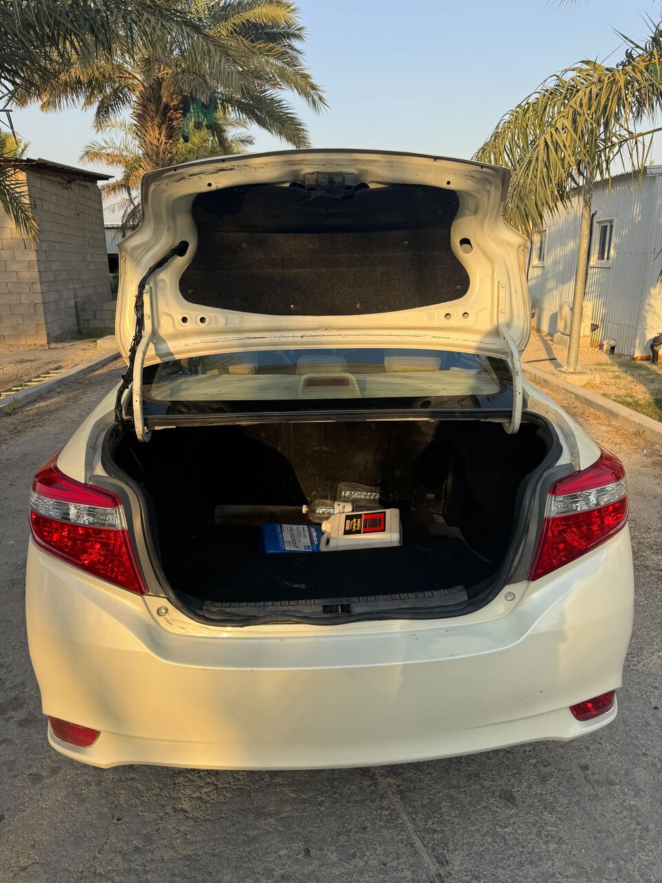 Dammam, Vehicles, Cars & Trucks , SAR 23,  Toyota Yaris,  2015,  Automatic,  32 KM,   Transmission, Petrol, Touch Screen System, Reverse Parking Sensors, Power Window