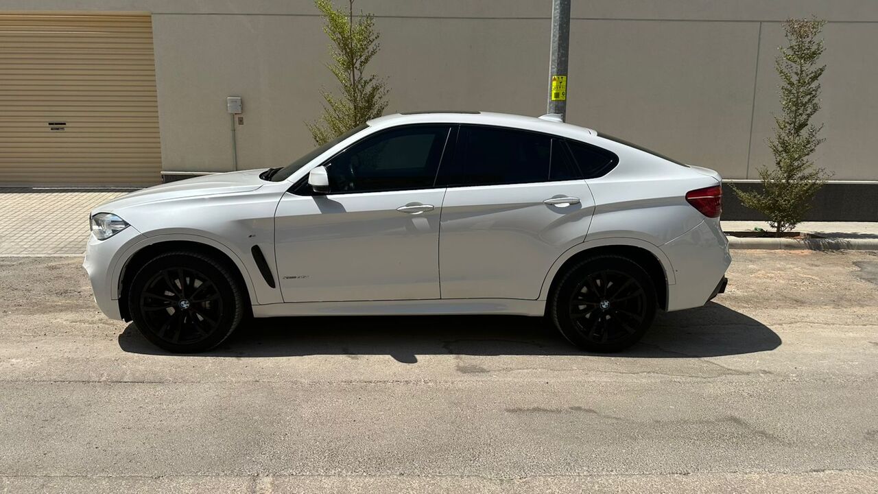 Riyadh, Vehicles, Cars & Trucks , SAR 85000,  Bmw X6 M,  2015,  Automatic,  165000 KM,  -Kit