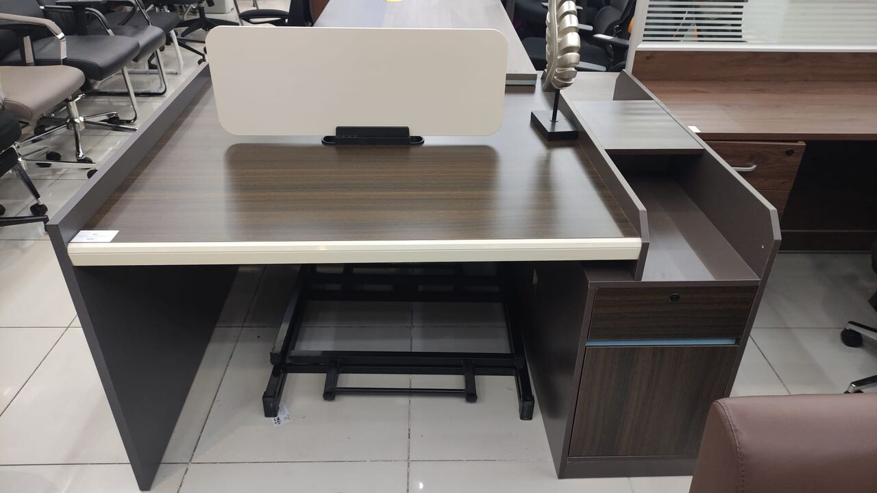 Manama, Furniture, BHD 72,  FACE TO FACE WORKSTATION