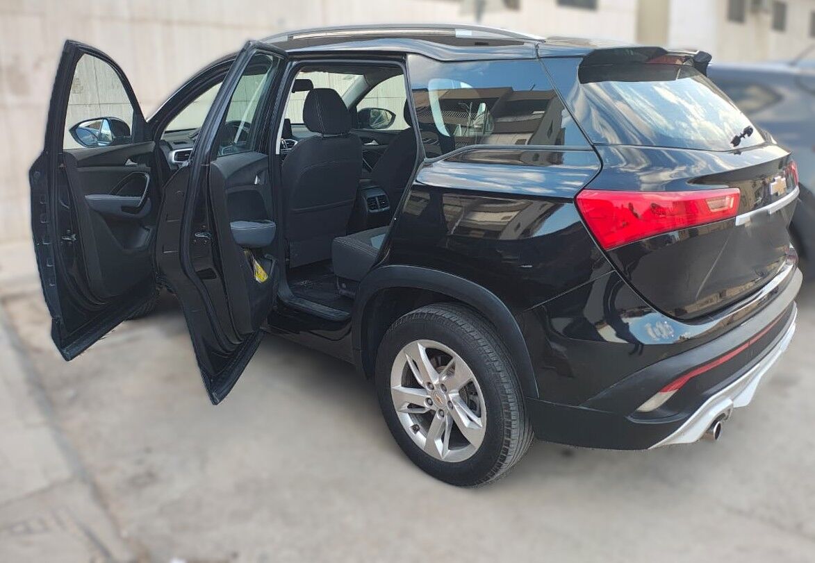 Riyadh, Vehicles, Cars & Trucks , SAR 30,  Chevrolet Captiva,  2021,  115000 KM,  Only 30k- , , Automatic, Excellent Condition
