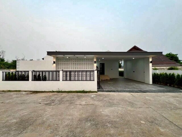 Bangkok, Real Estate For Sale, THB 9900000,  3 BR,  106 Sq. Feet,  World Horticultural Zone, Selling For 9.9 Million, 106 Sq M. #Nong Khwai #Hang Dong