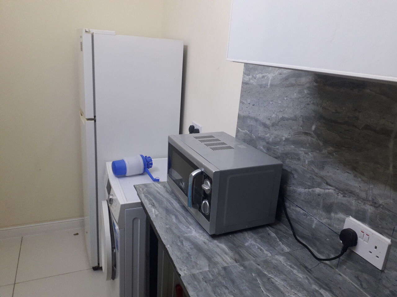 Adliya, Apartments, Flats, Houses & Villas, BHD 200/month,  Furnished,  90 Sq. Meter,  Studio Big Fully Furnished Flat (unlimited Ewa )available In Adliya Call Aleena