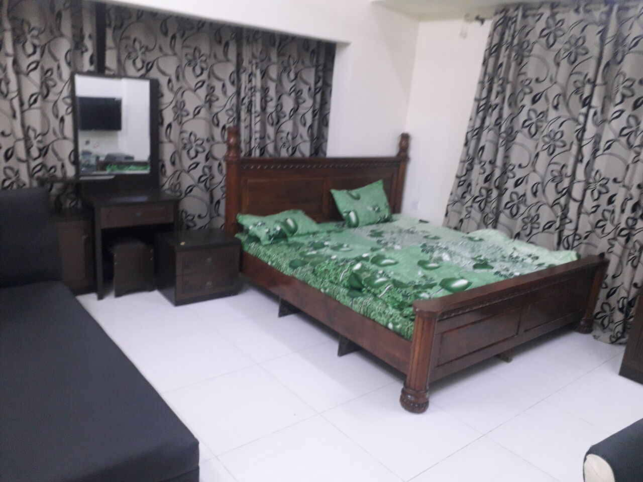 Adliya, Apartments, Flats, Houses & Villas, BHD 200/month,  Furnished,  90 Sq. Meter,  Studio Big Fully Furnished Flat (unlimited Ewa )available In Adliya Call Aleena