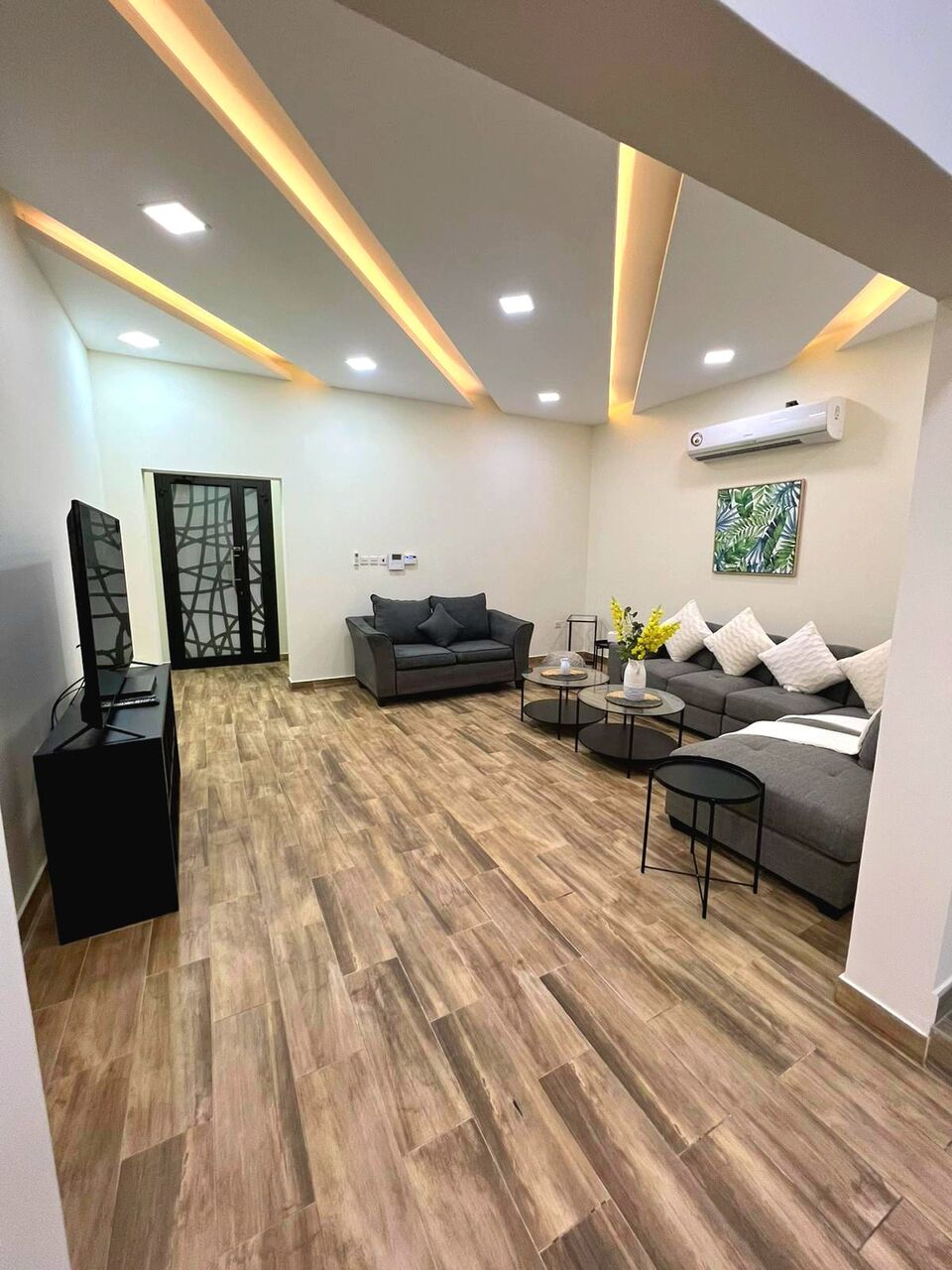 Galali, Villas, BHD 850,  Furnished,  244 Sq. Meter,  Beautiful 3 BR Fully Furnished Villa With Private Pool For Rent Galali