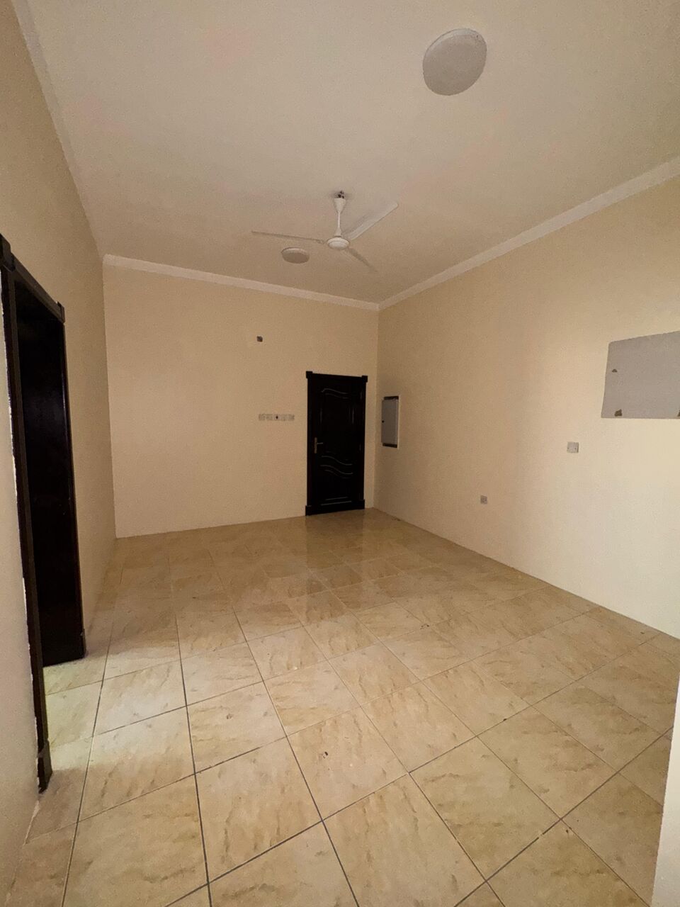Kabul, Housing Exchanges, AFN 150/year,  3 BR,  100 Sq. Meter,  للإيجار شقة في عالي