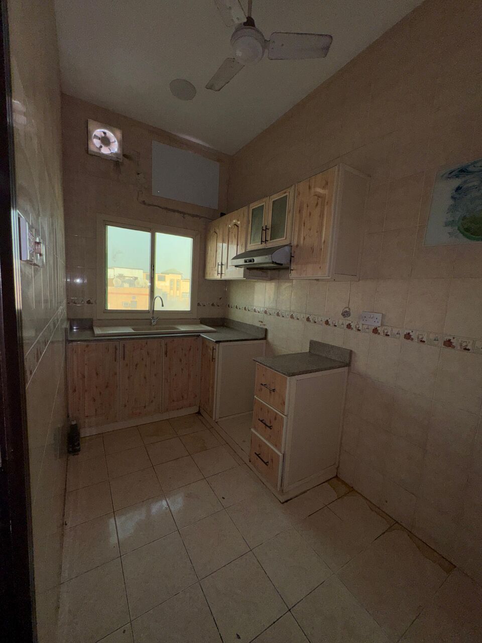 Kabul, Housing Exchanges, AFN 150/year,  3 BR,  100 Sq. Meter,  للإيجار شقة في عالي