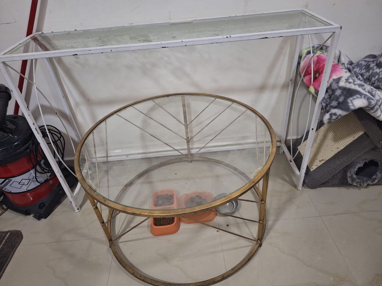 Riyadh, Furniture, SAR 90,  Rectangle And Round Glass Table (Golden Color)