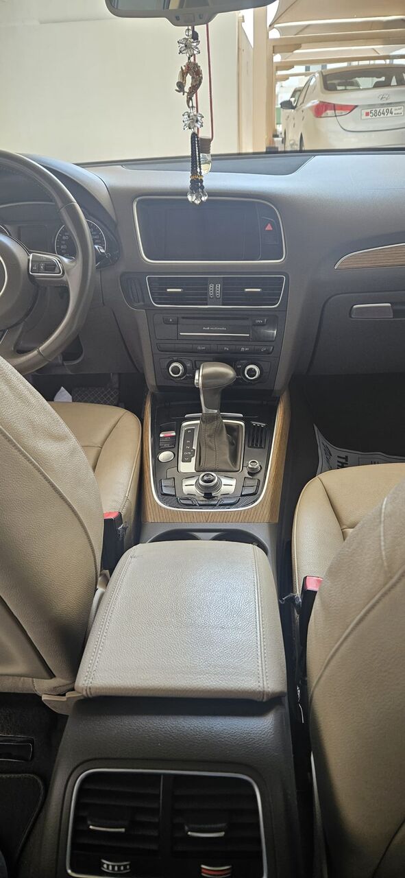 Adliya, Vehicles, Cars & Trucks , BHD 4000,  Audi Q5 3.0T,  2014,  Automatic,  120000 KM,   Audi Q5 For Sale.
