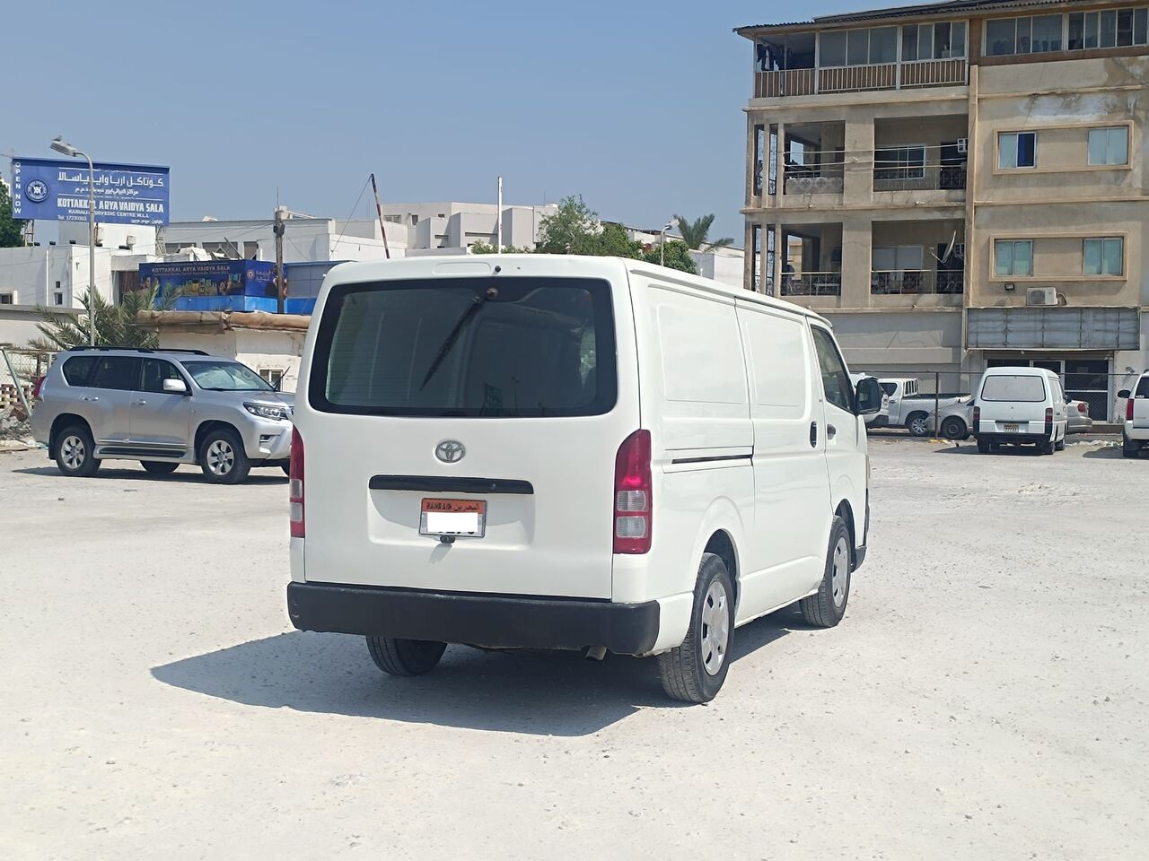 Manama, Vehicles, Cars & Trucks , BHD 1900,  TOYOTA HIACE CARGO,  2007,  Manual,  250000 KM,