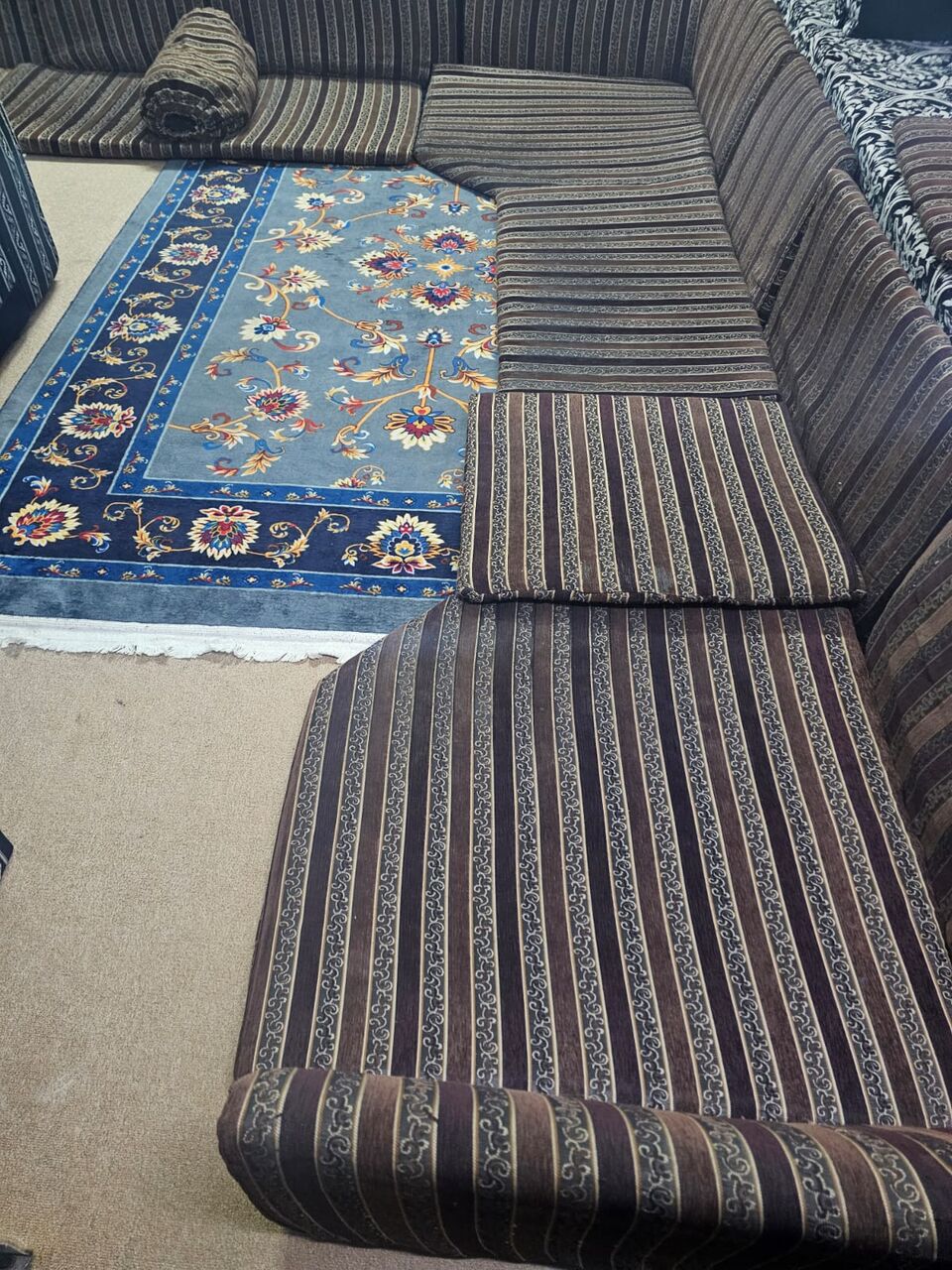 Riyadh, Household Items, SAR 300,  I Am Looking To Sell An Excellent Majlis