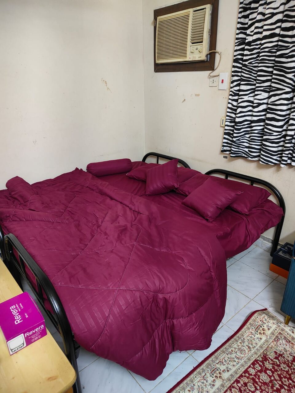 Jeddah, Furniture, SAR 300,  2 SINGLE BEDS + MATTRESSES + COMPLETE BEDDING SET &ndash; LIKE NEW