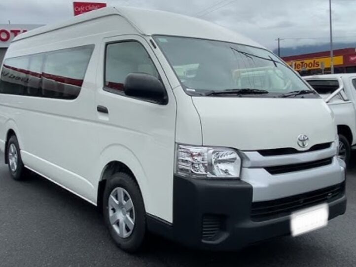 Manama, Vehicles, Cars & Trucks , Toyota Hi-Ace,  2019,  Manual,  211000 KM,   Toyota Hiace Highroof Passenger Seats Bus