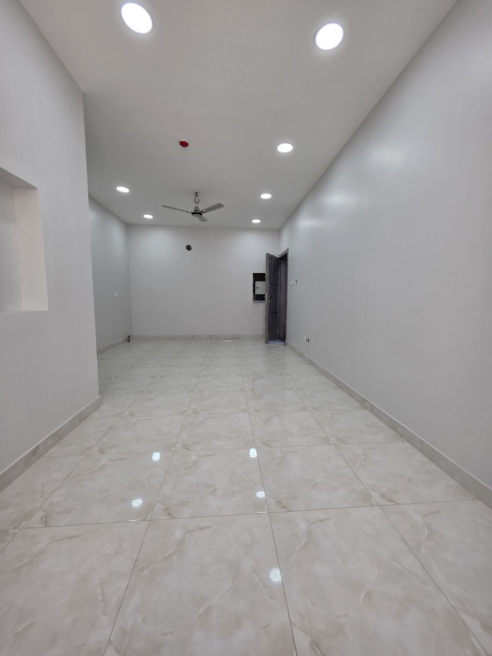 Tubli, Apartments, Flats, Houses & Villas, BHD 260/month,  2 BR,  @2BATHROOM Hall Kitchen Without Electricity Brand New Building Car Parking