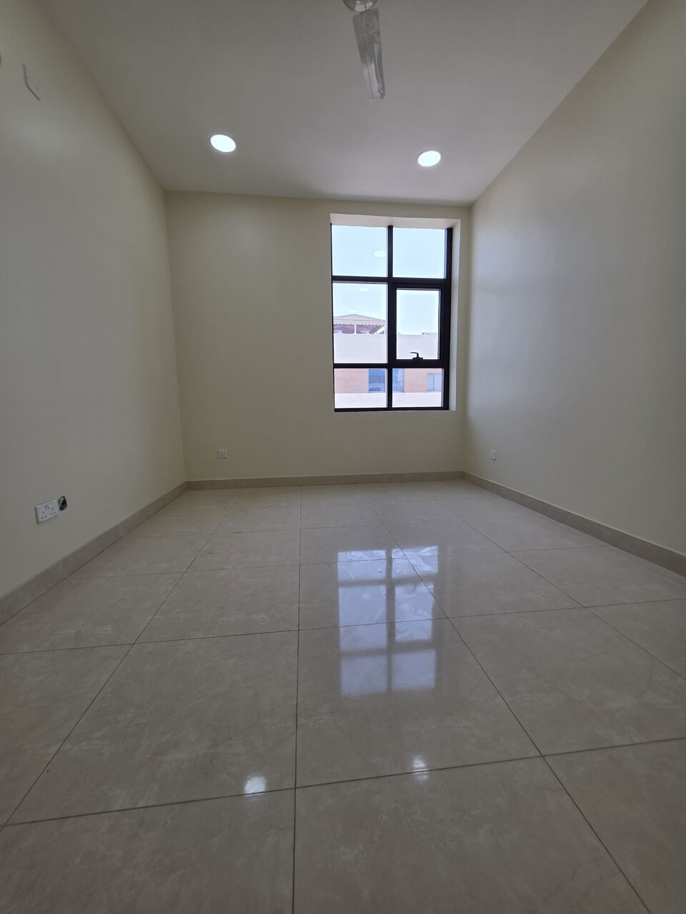 Tubli, Apartments, Flats, Houses & Villas, BHD 260/month,  2 BR,  @2BATHROOM Hall Kitchen Without Electricity Brand New Building Car Parking