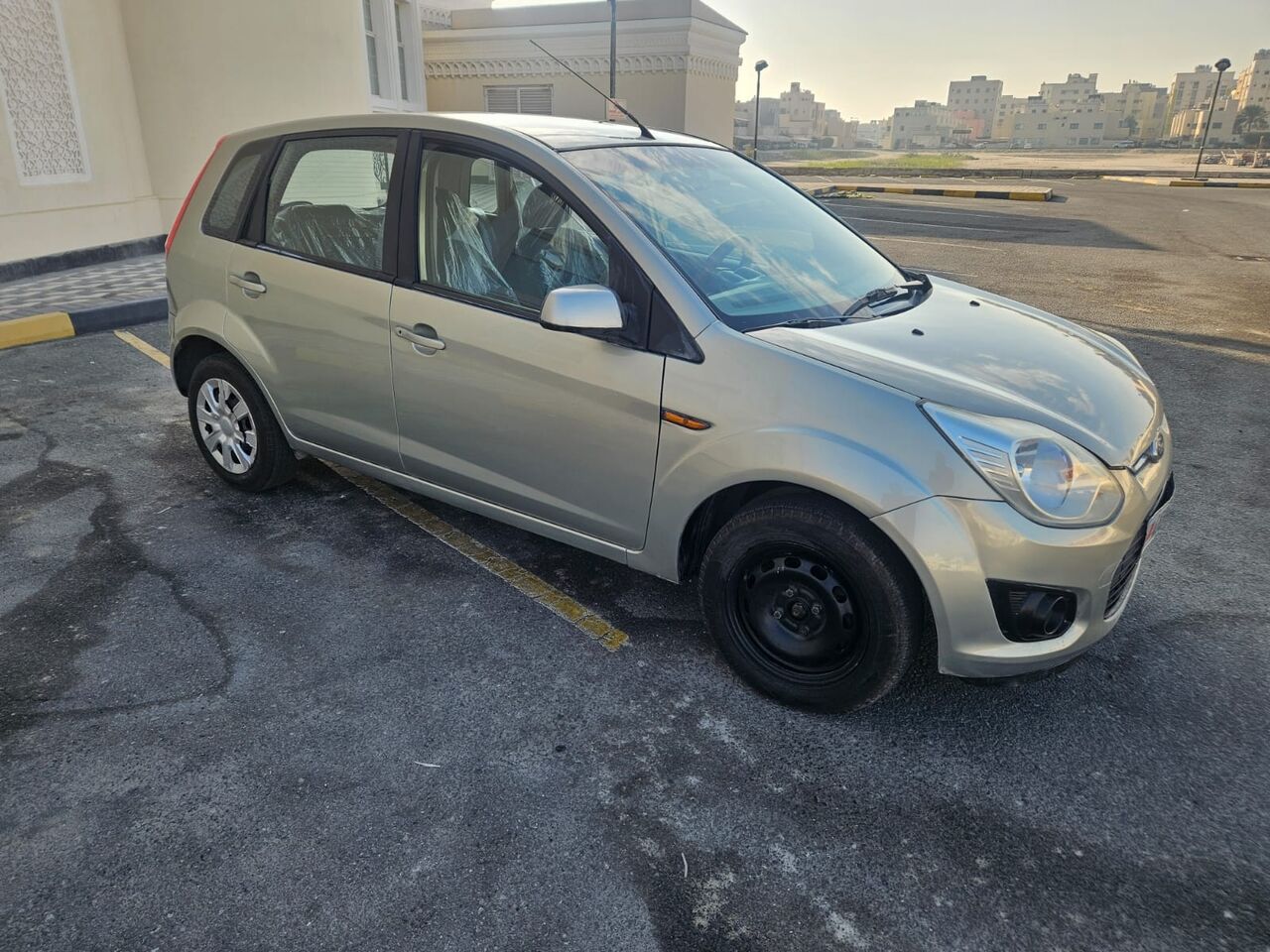 Hidd, Vehicle Lease Transfer, BHD 2100,  DIRECT INSTALLMENT FOR 12 MONTHS MAX  ADVANCE 600 BD 125 BD × 12 = 1500 + 600 BD = 2100  B