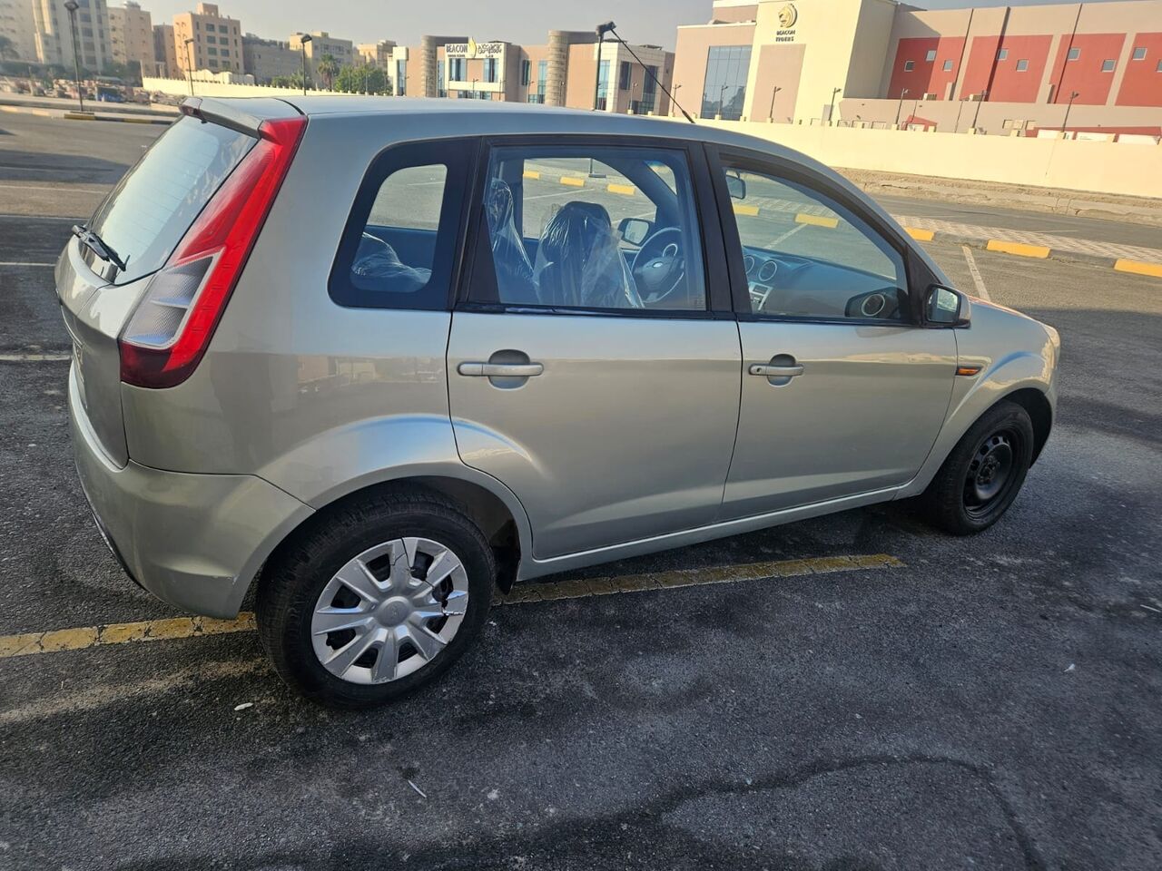 Hidd, Vehicle Lease Transfer, BHD 2100,  DIRECT INSTALLMENT FOR 12 MONTHS MAX  ADVANCE 600 BD 125 BD × 12 = 1500 + 600 BD = 2100  B