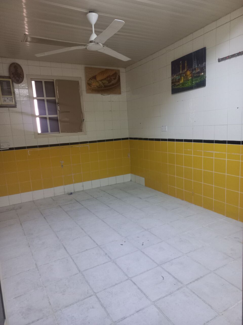 East Riffa, Rooms for Rent, BHD 100/month,  Room Available  For Bachelor (MEN), 100 BD
