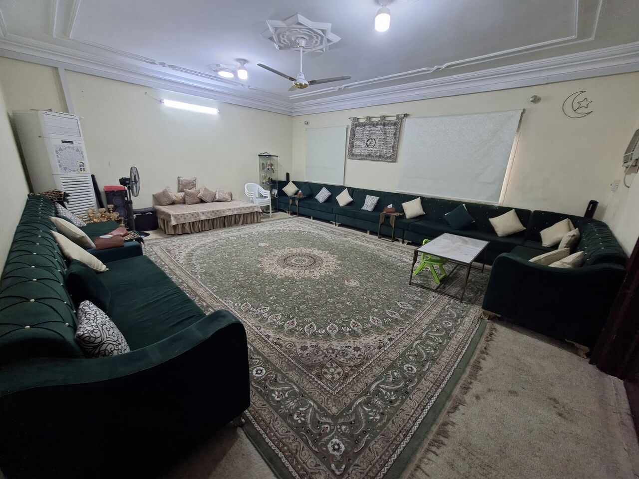 Jeddah, Furniture, SAR 1000,  20 Seater Sofa Set For Sale
