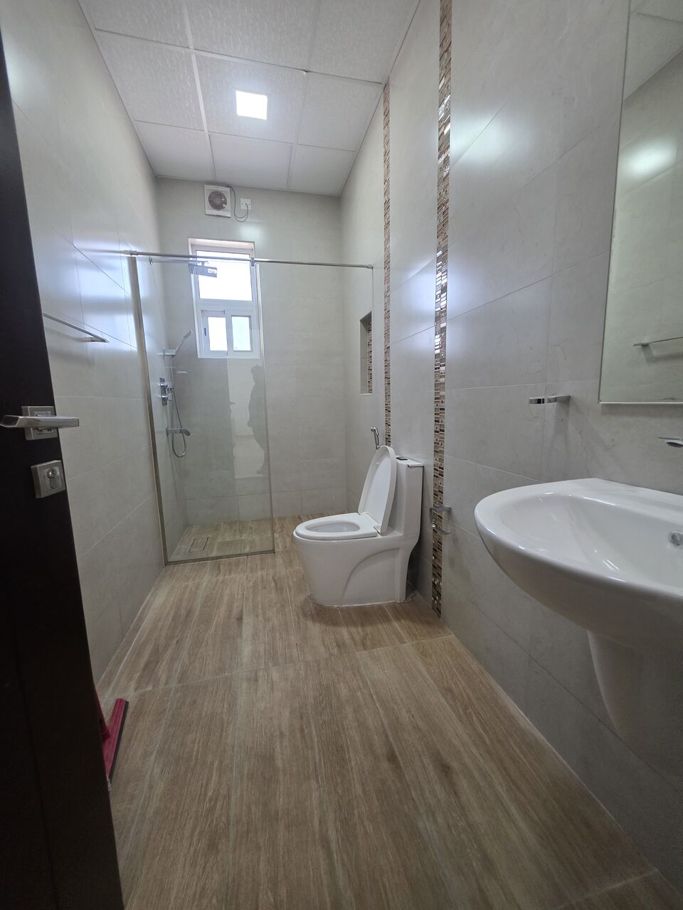 Mahooz, Apartments, Flats, Houses & Villas, BHD 390/month,  2 BR,  #2BATHROOM Hall Kitchen With Electricity No Limit Fully Furnished Car Parking Balcony