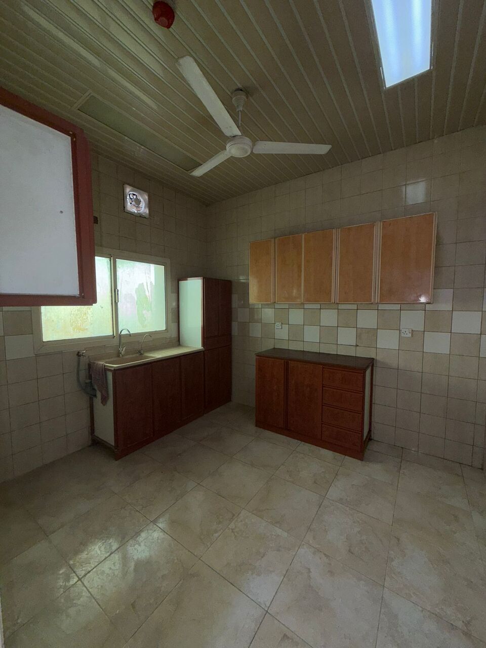 Kabul, Housing Exchanges, AFN 200/year,  100 Sq. Meter,  للإيجار شقة في عالي