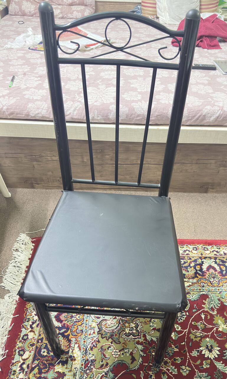 Al Malaz, Furniture, SAR 250,  Dining Table With 4 Chairs