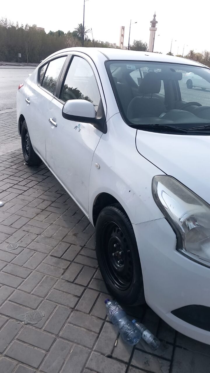 Riyadh, Vehicles, Cars & Trucks , SAR 30000,  Nissan Sunny,  2022,  Automatic,  133000 KM,    Model 30000 Sar