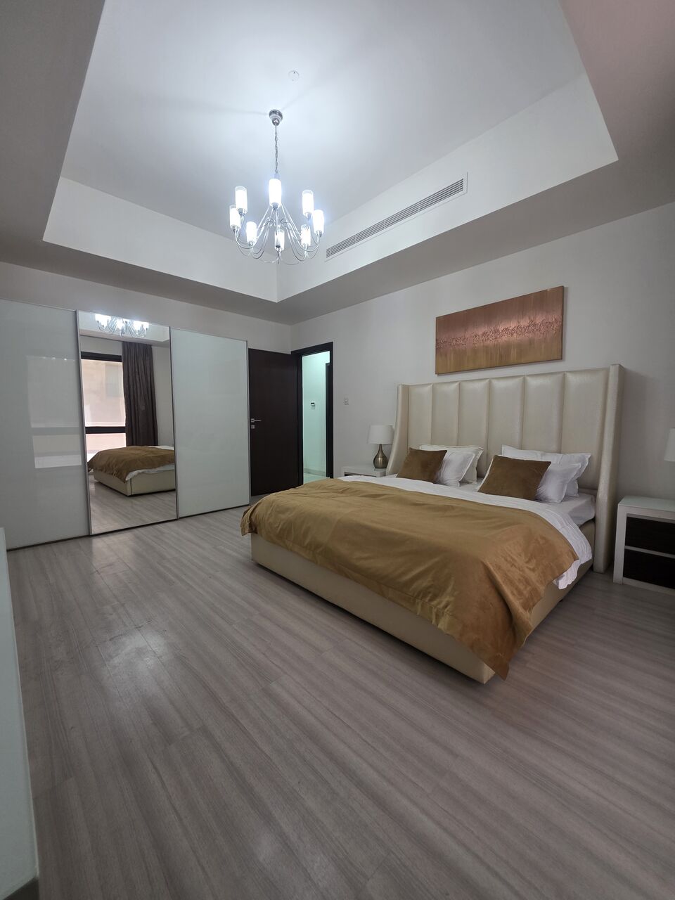 Mahooz, Apartments, Flats, Houses & Villas, BHD 550/month,  3 BR,  +ATHROOM Hall Kitchen Open With Electricity Fully Furnished Car Parking Balcony