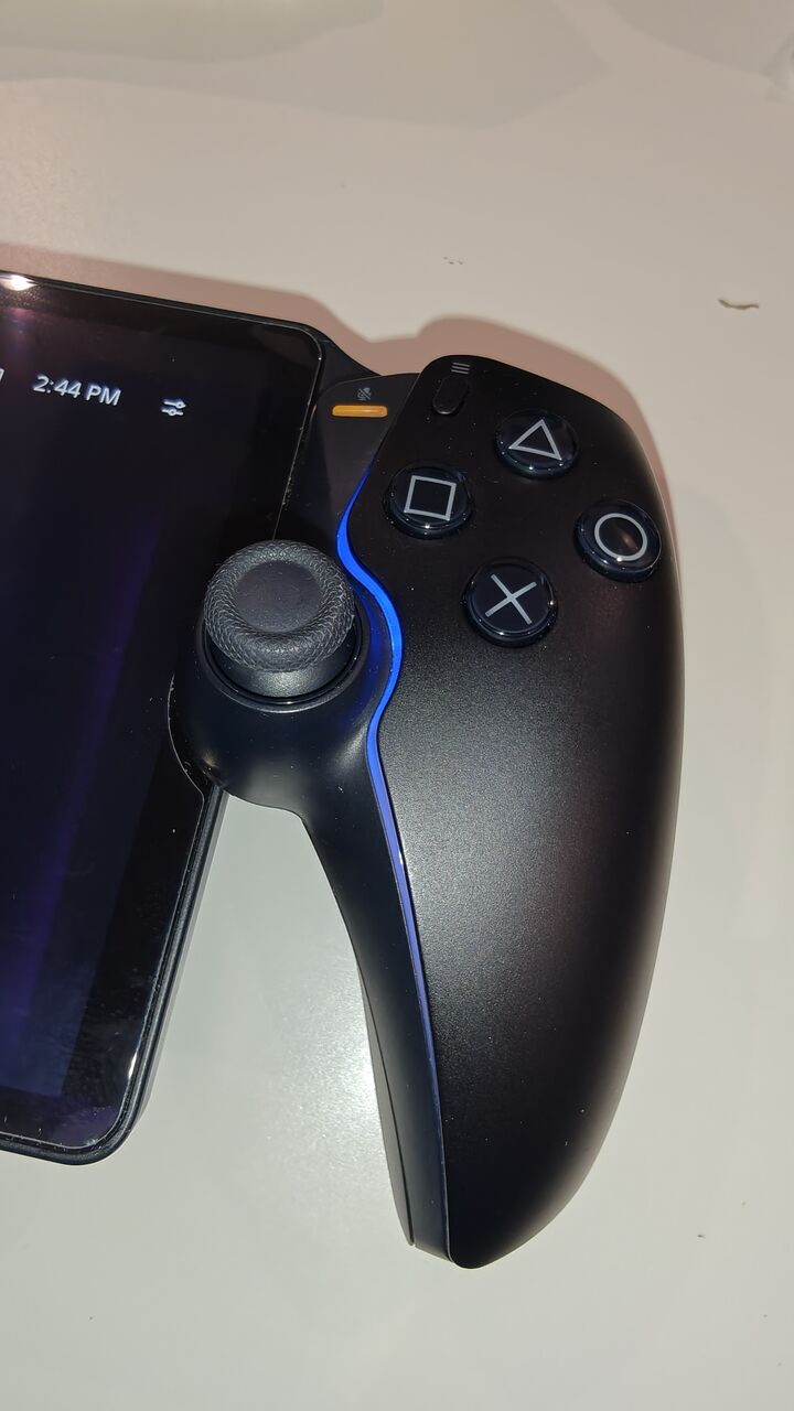 Riyadh, Electronics, SAR 1000,  Playstation Portal Midnight Edition