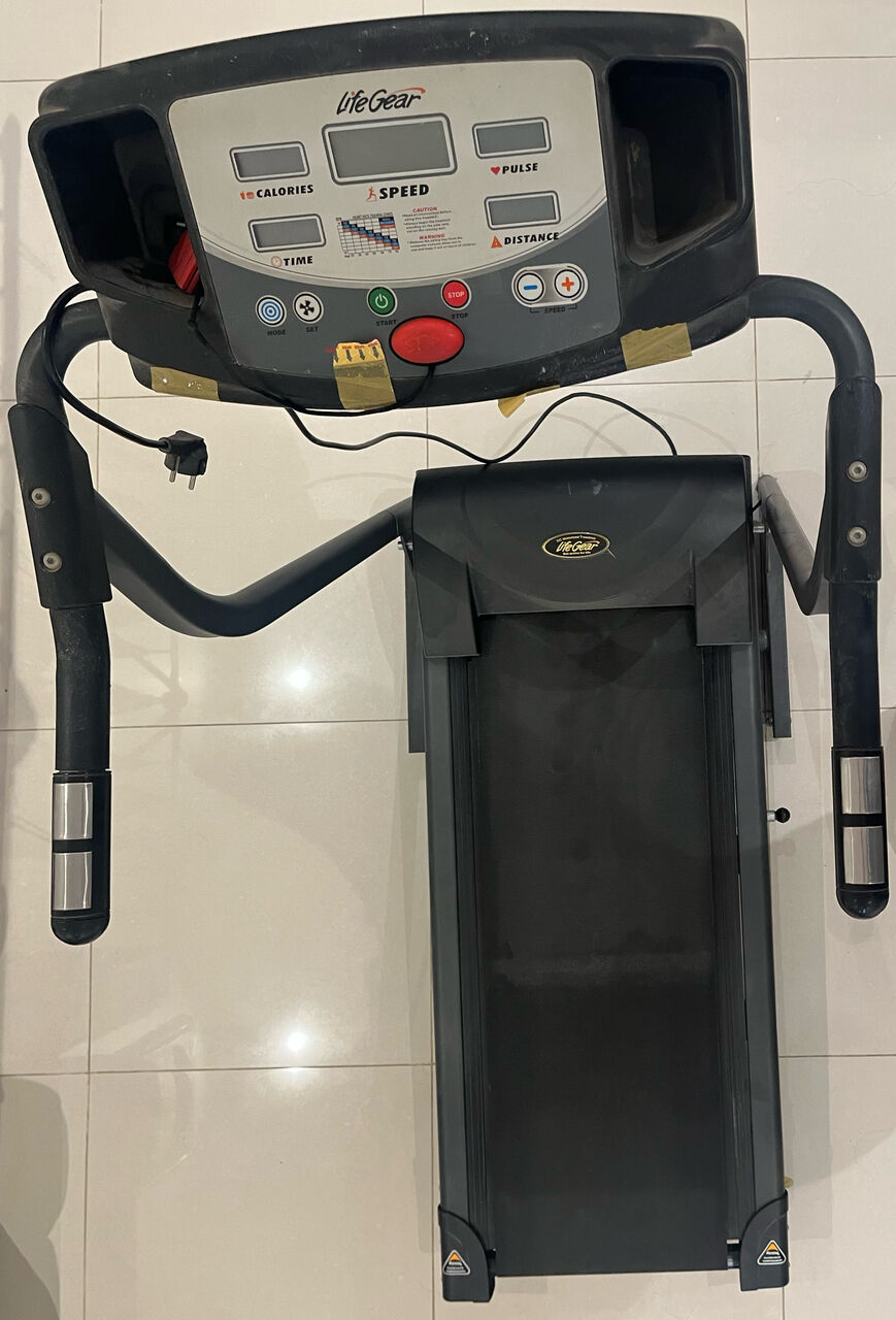 Al Malaz, Sporting Goods, SAR 180,  Treadmill