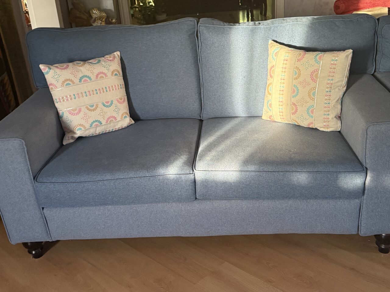 Saar, Furniture, BHD 50,  Sofa On Sale (2+1+1)