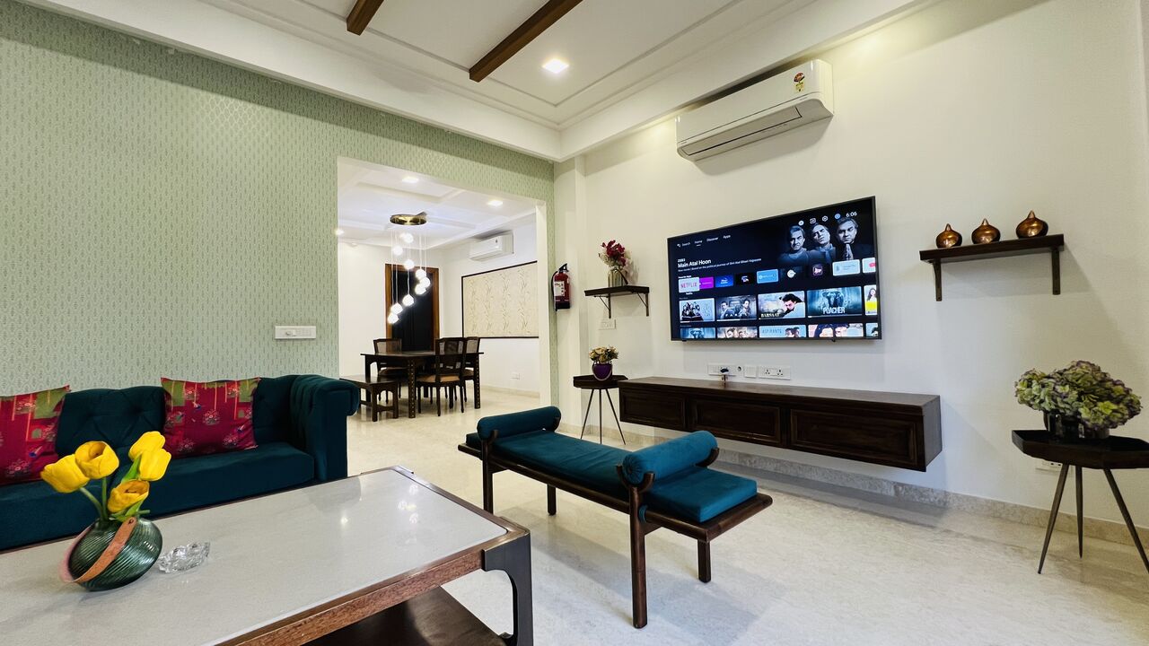 Gurgaon, Apartments, Flats, Houses & Villas, INR 15000/day,  Furnished,  3 BR,  1800 Sq. Meter,  Luxury Three Bedroom Apartment