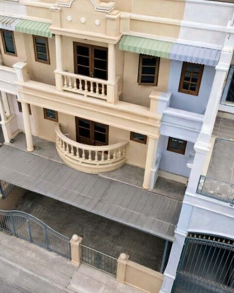 Bangkok, Villas, THB 21999,  22 Sq. Feet,  Sathu Pradit 43-53, Near Rung Charoen Market, 500 M. Townhouse, 3 Floors, Newly
